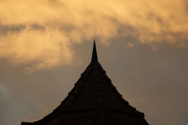 Turm im Sonnenuntergang